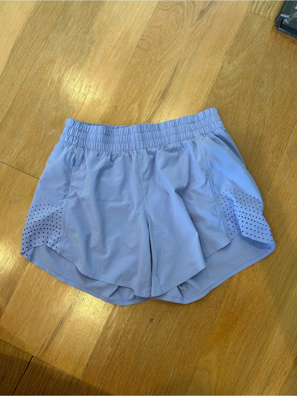 Athleta Hustle Lavender Shorts